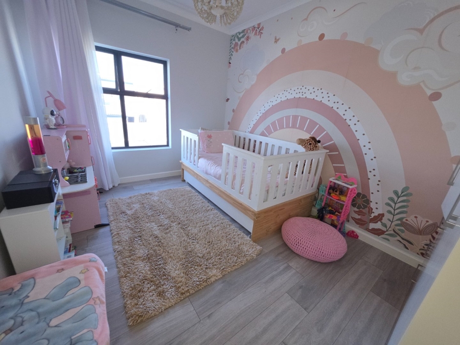 4 Bedroom Property for Sale in Sandown Western Cape